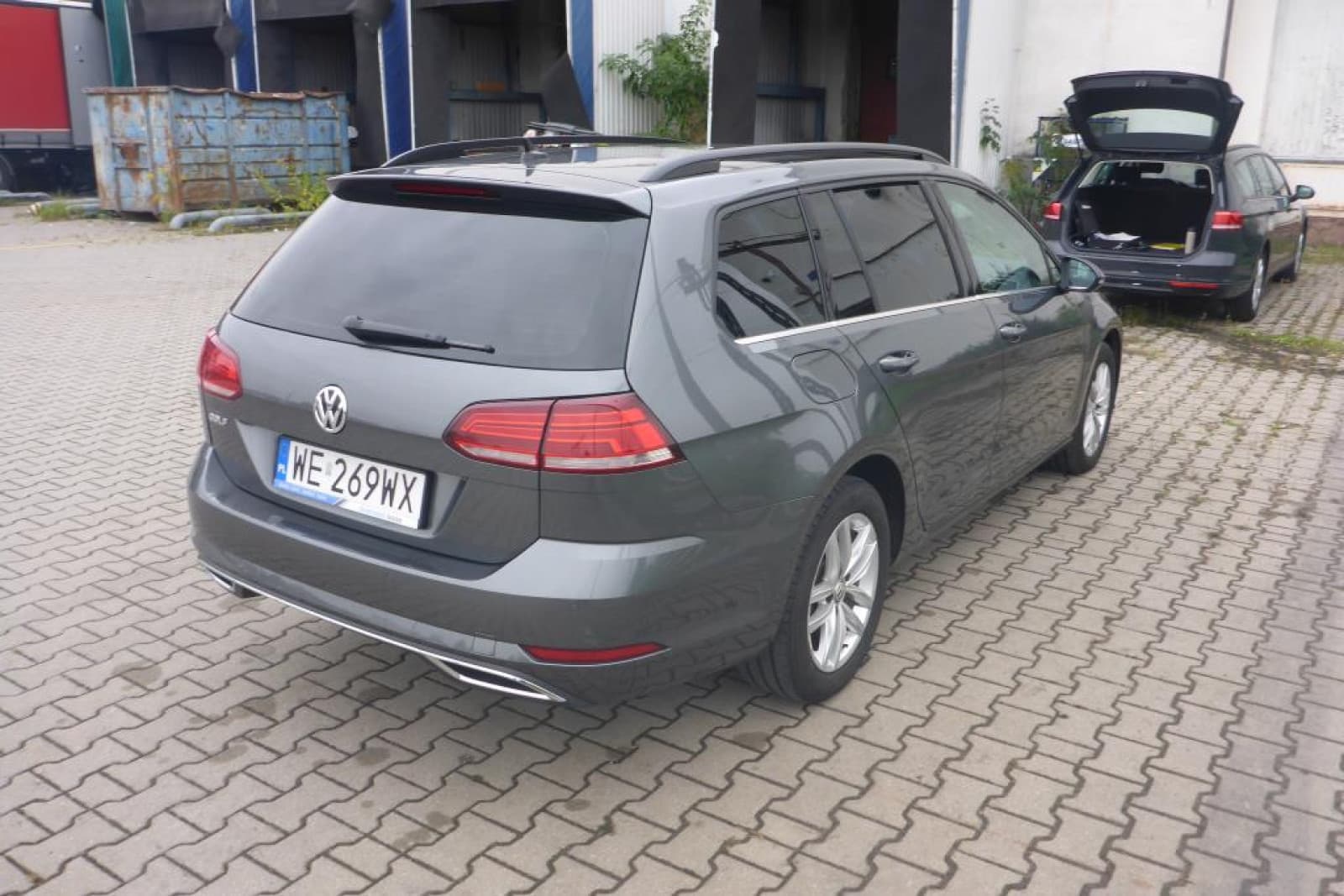 Volkswagen Golf - zdjęcie 4
