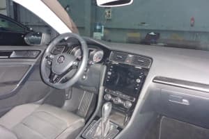 Volkswagen Golf - miniatura 8