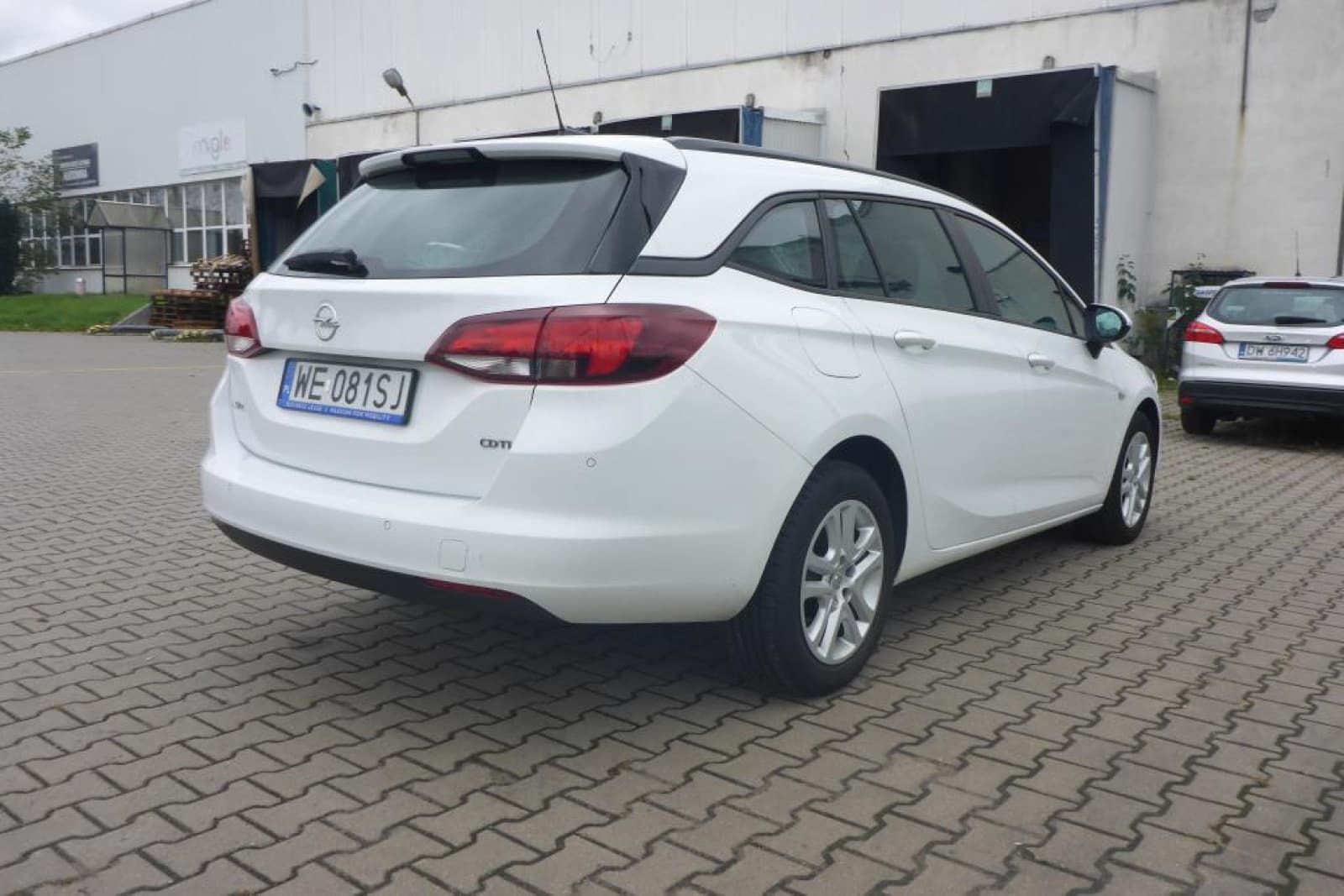 Opel Astra - zdjęcie 4