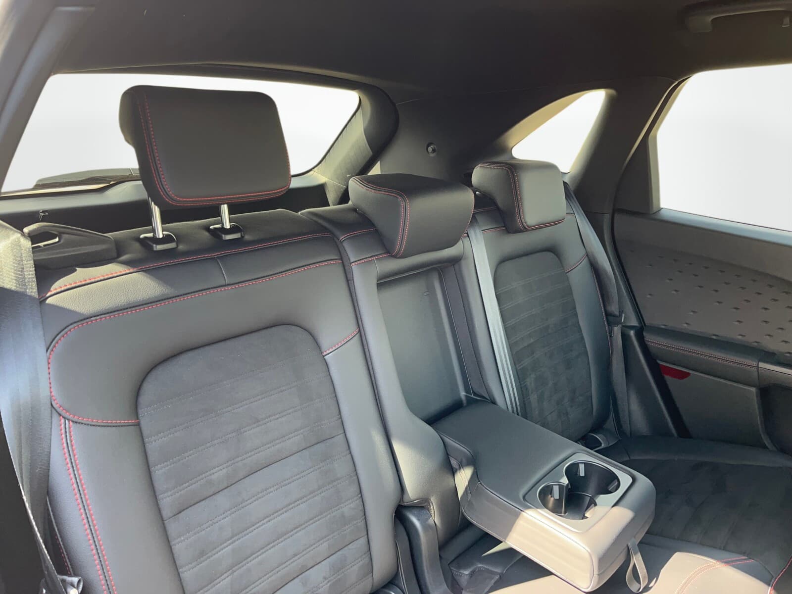 Porsche Macan - zdjęcie 21