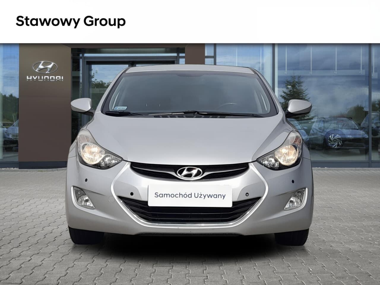 Hyundai Elantra - zdjęcie 9