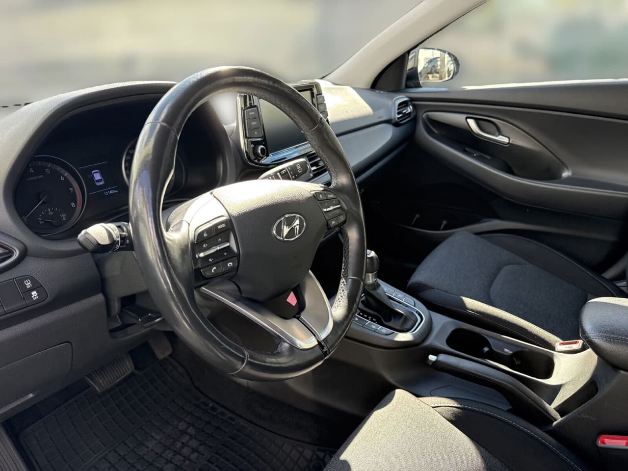 Hyundai i30 - zdjęcie 10