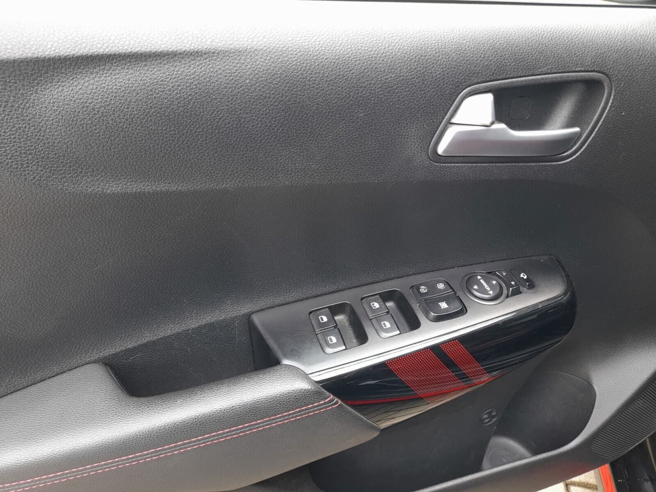 Kia Picanto - zdjęcie 13