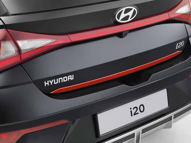 i20